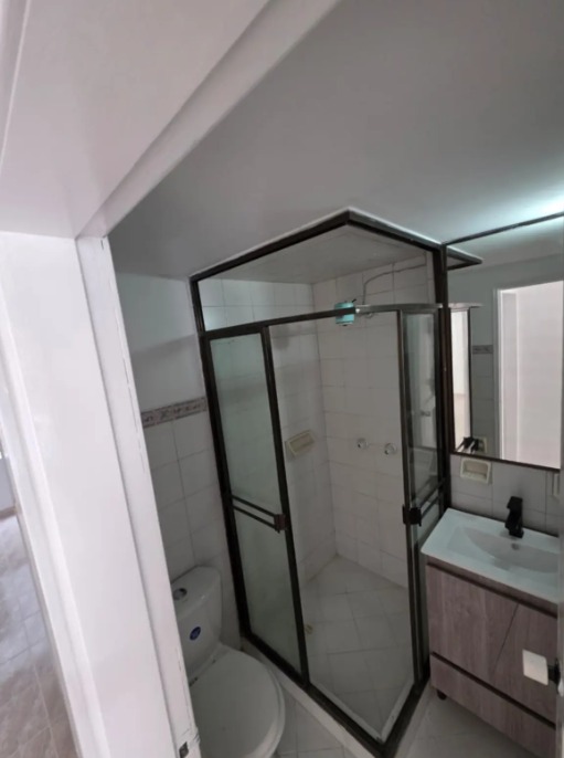 Apartamento en venta en Alhambra, Bogotá · foto 3 de 9