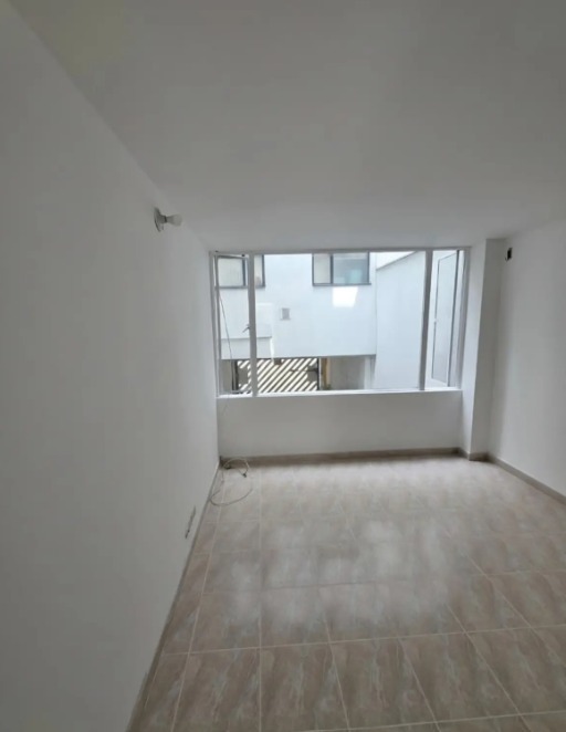 Apartamento en venta en Alhambra, Bogotá · foto 5 de 9