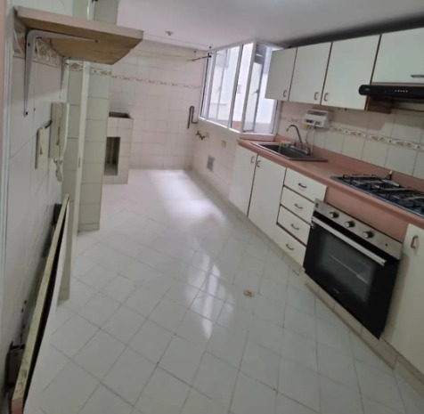 Apartamento en venta en Alhambra, Bogotá · foto 8 de 9