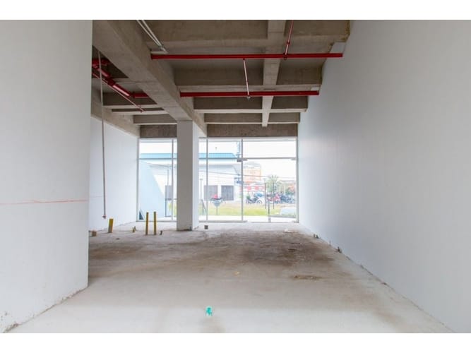 Local en venta en San Jose De Los Nogales, Chía, 76 m² · foto 4 de 5