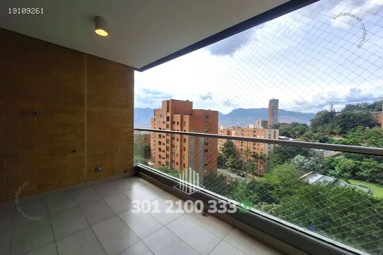 Apartamento de 3 alcobas en arriendo en Castropol, Medellín, 115 m² · foto 5 de 24