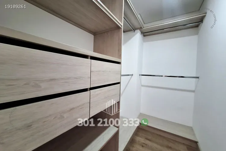 Apartamento de 3 alcobas en arriendo en Castropol, Medellín, 115 m² · foto 13 de 24