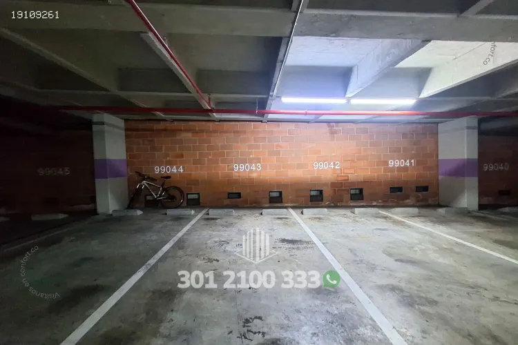 Apartamento de 3 alcobas en arriendo en Castropol, Medellín, 115 m² · foto 21 de 24