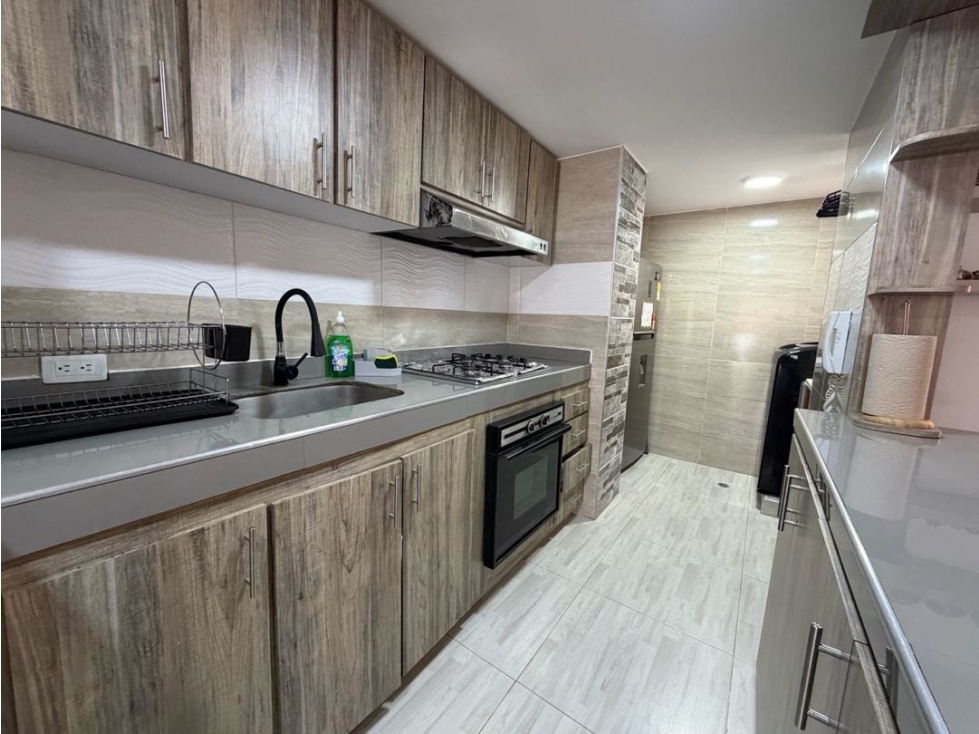 Apartamento en venta en Cedritos, Bogotá · foto 4 de 21