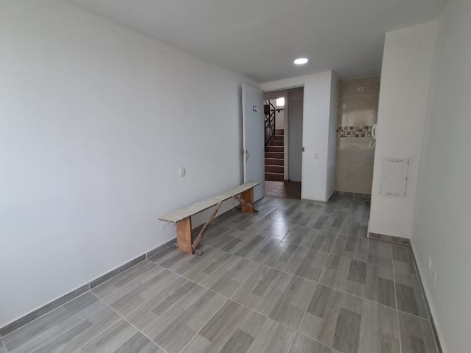 Apartamento de 2 alcobas en venta en Candelaria, 60 m² · foto 4 de 15