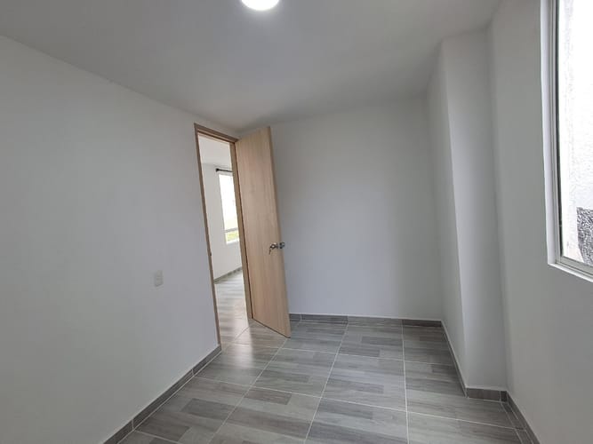 Apartamento de 2 alcobas en venta en Candelaria, 60 m² · foto 7 de 15