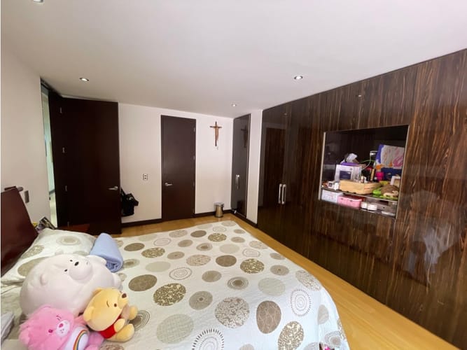 Apartamento en venta en Los Rosales, Bogotá · foto 13 de 24