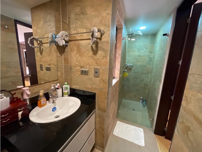 Apartamento en venta en Los Rosales, Bogotá · foto 17 de 24