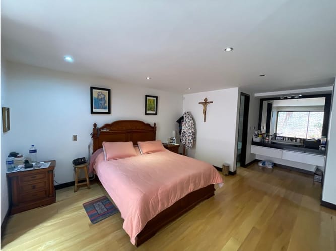 Apartamento en venta en Los Rosales, Bogotá · foto 18 de 24