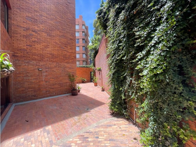Apartamento en venta en Los Rosales, Bogotá · foto 21 de 24