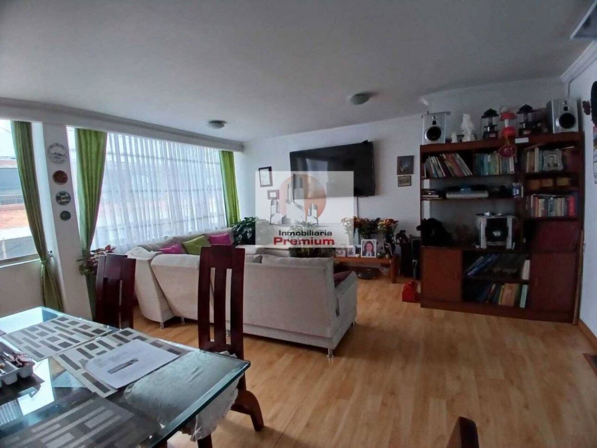 Casa en venta en Villa Maria I, Bogotá · foto 2 de 24