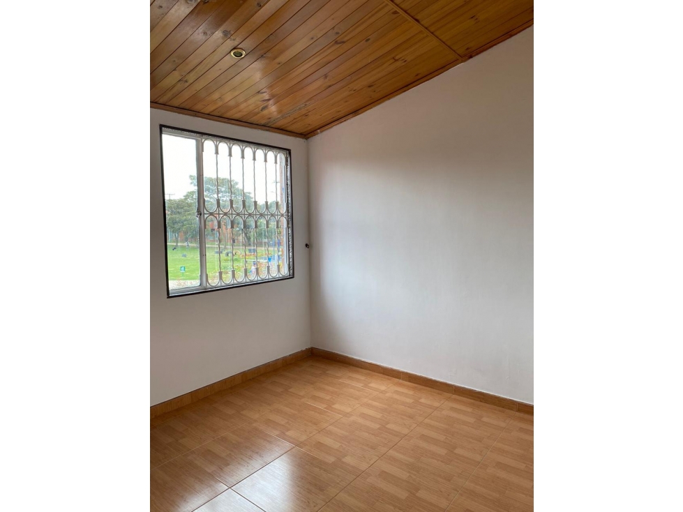 Casa en venta en Fontibon, Bogotá · foto 8 de 14