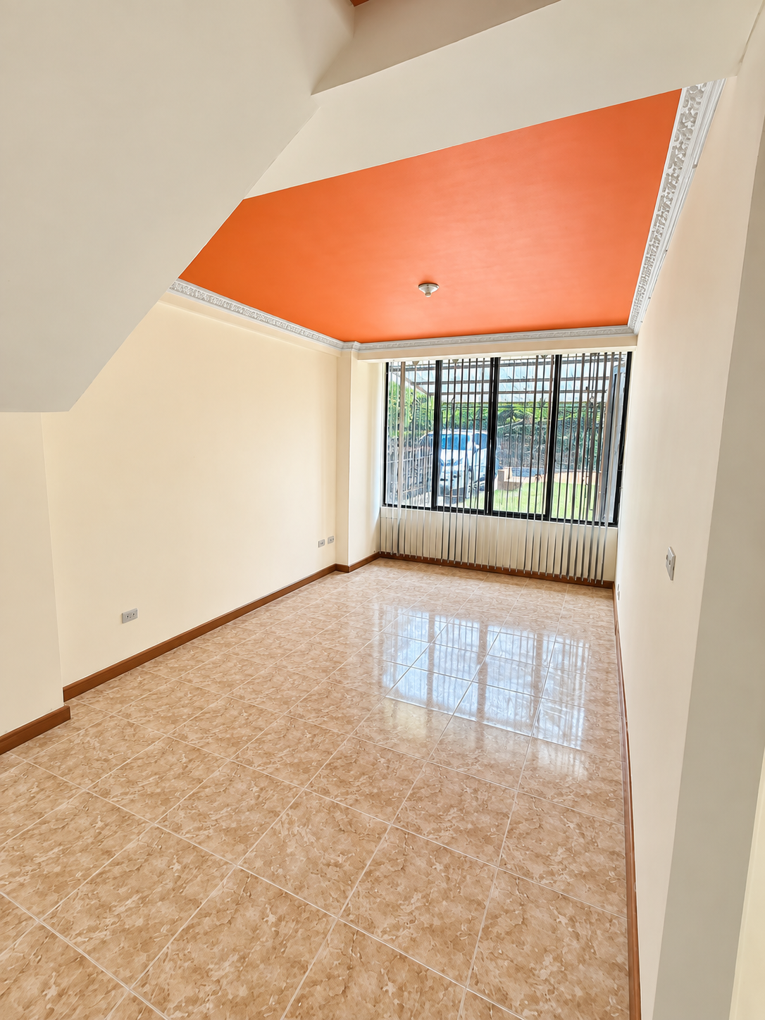 Casa en venta en El Poblado Ii Etapa, Pereira · foto 2 de 14