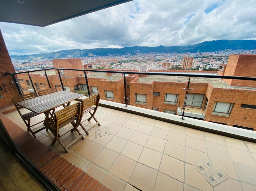 Apartamento en arriendo en Colinas De Suba, Bogotá · foto 3 de 22