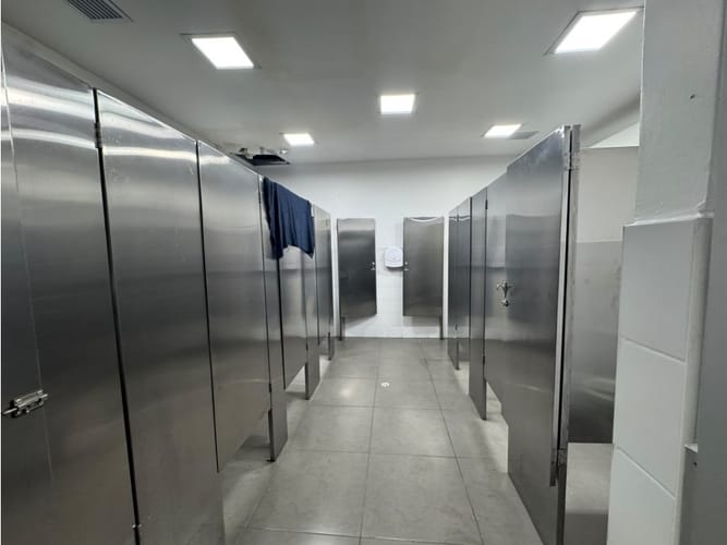 Oficina en arriendo en Shellmar, Medellín, 1500 m² · foto 23 de 24