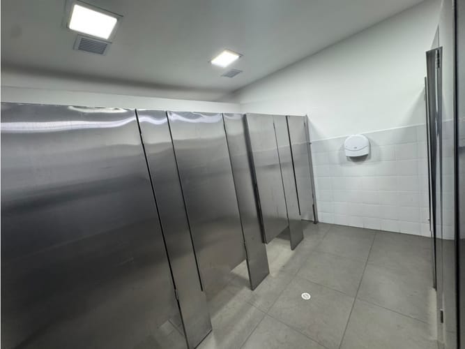 Oficina en arriendo en Shellmar, Medellín, 1500 m² · foto 24 de 24