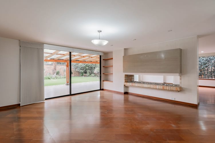 Casa en venta en San Jose De Bavaria, Bogotá · foto 3 de 20