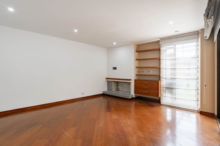 Casa en venta en San Jose De Bavaria, Bogotá · foto 5 de 20