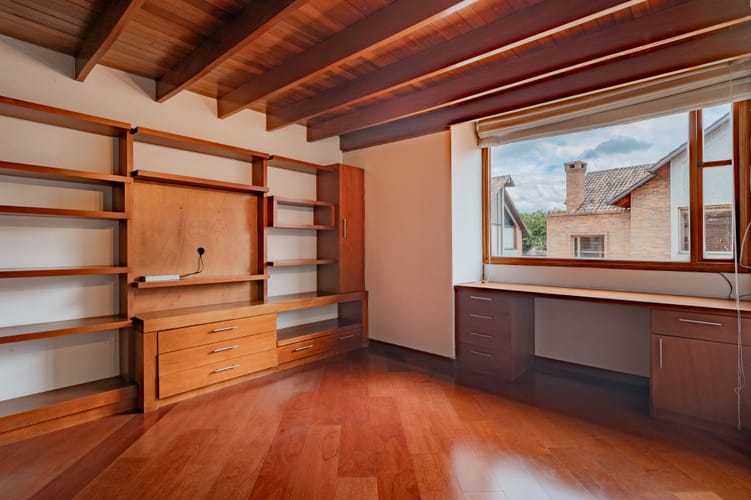 Casa en venta en San Jose De Bavaria, Bogotá · foto 19 de 20