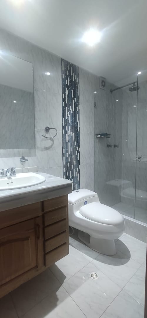 Apartamento en venta en Santa Barbara Central, Bogotá · foto 15 de 24
