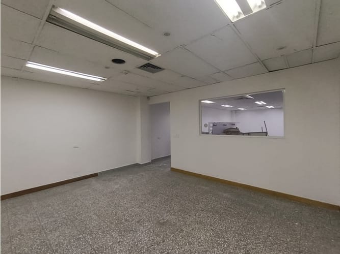Local en venta en Prados De Sabaneta, Sabaneta, 133 m² · foto 5 de 9