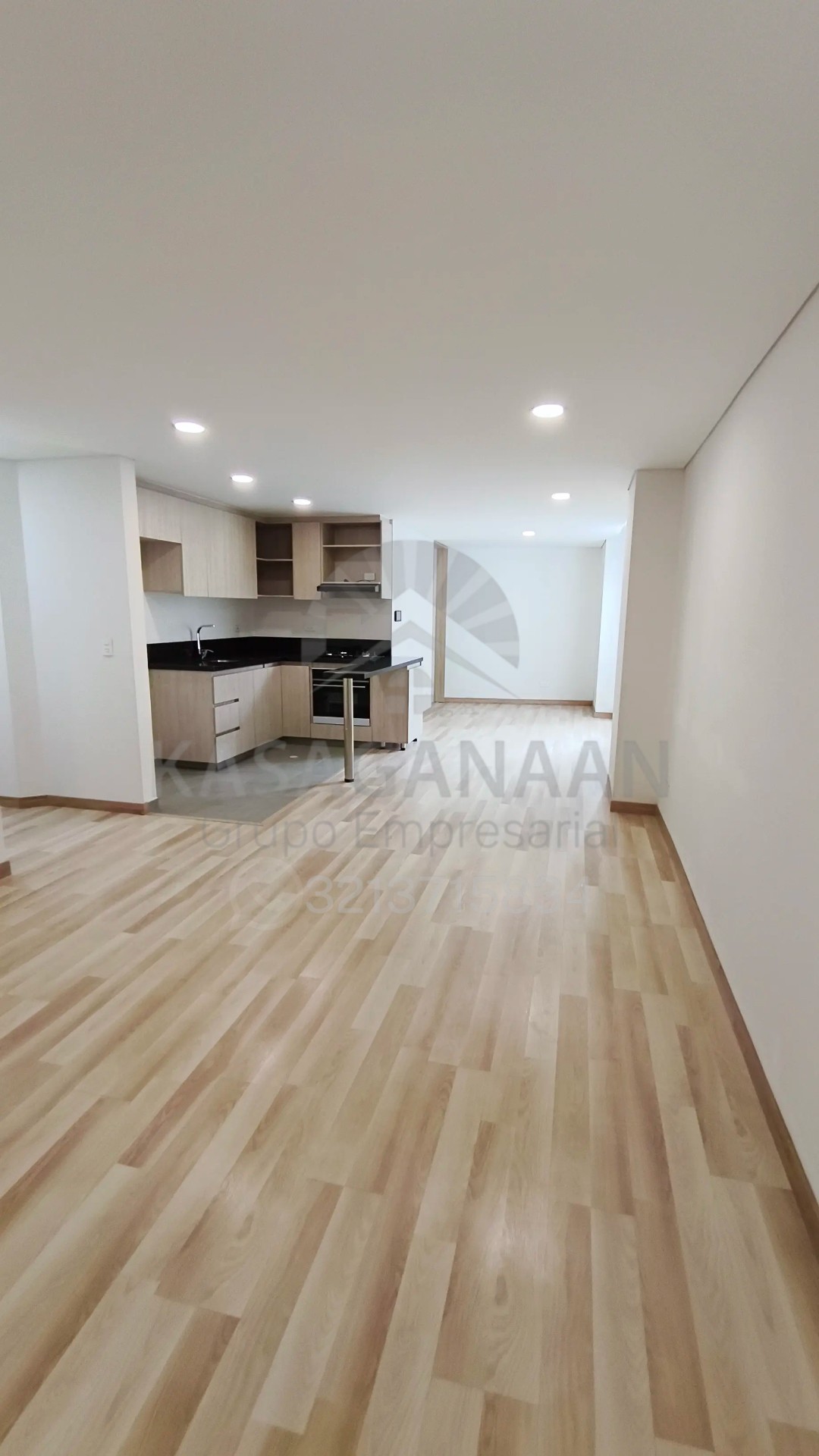 Apartamento en venta en Quinta Paredes, Bogotá · foto 2 de 24