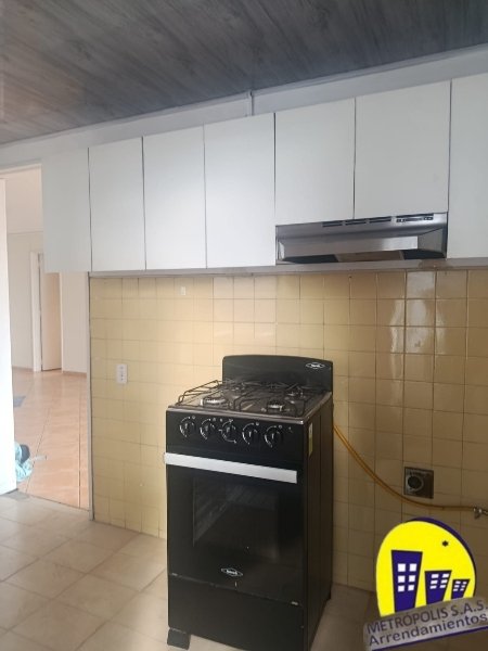 Apartamento en arriendo en Santa Lucia, Medellín · foto 3 de 19
