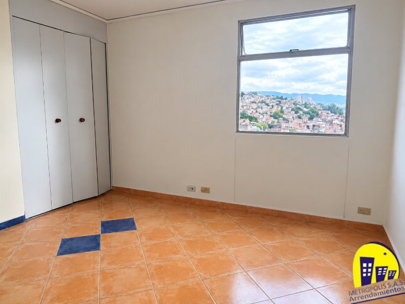 Apartamento en arriendo en Santa Lucia, Medellín · foto 7 de 19