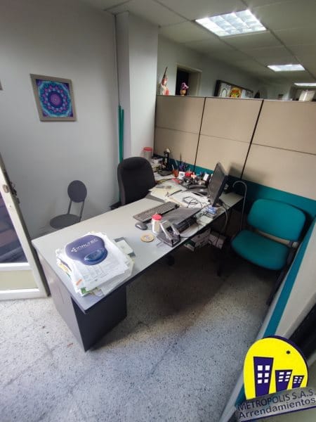 Oficina en arriendo en Popular, Medellín, 100 m² · foto 13 de 24