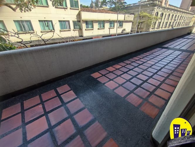 Oficina en arriendo en Popular, Medellín, 100 m² · foto 16 de 24