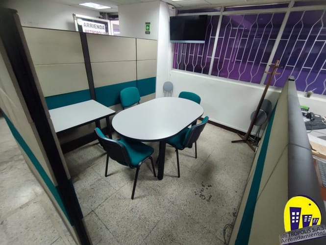 Oficina en arriendo en Popular, Medellín, 100 m² · foto 20 de 24
