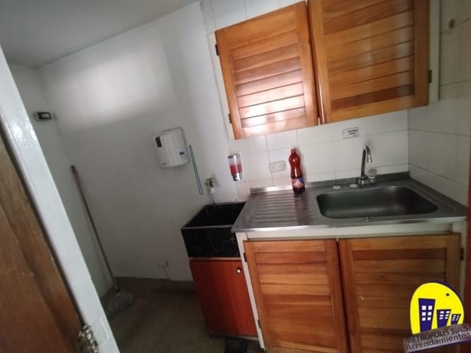 Local en arriendo en Bombona No.1, Medellín, 65 m² · foto 4 de 4