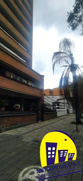 Oficina en arriendo en Las Estancias, Medellín, 60 m² · foto 2 de 23