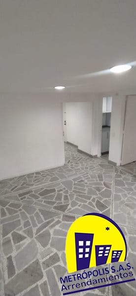 Oficina en arriendo en Las Estancias, Medellín, 60 m² · foto 8 de 23