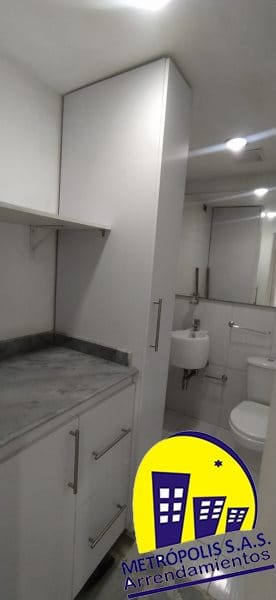 Oficina en arriendo en Las Estancias, Medellín, 60 m² · foto 12 de 23