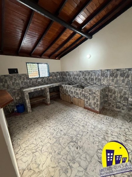 Casa en arriendo en 20 De Julio, Bogotá · foto 3 de 24