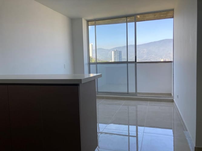 Apartamento de 3 alcobas en venta en Maria Auxiliadora, Sabaneta, 55 m² · foto 10 de 19
