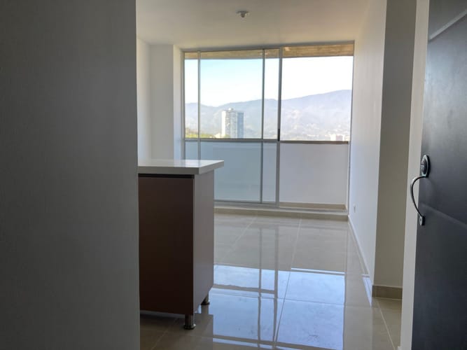 Apartamento de 3 alcobas en venta en Maria Auxiliadora, Sabaneta, 55 m² · foto 6 de 19