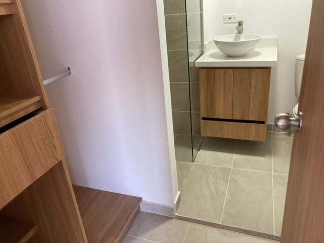 Apartamento de 3 alcobas en venta en Maria Auxiliadora, Sabaneta, 55 m² · foto 15 de 19