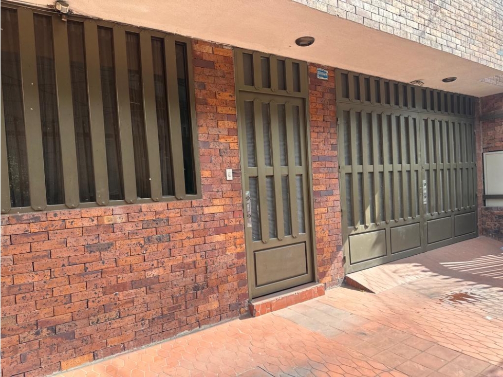 Casa en venta en Plaza De Las Américas, Bogotá · foto 2 de 13