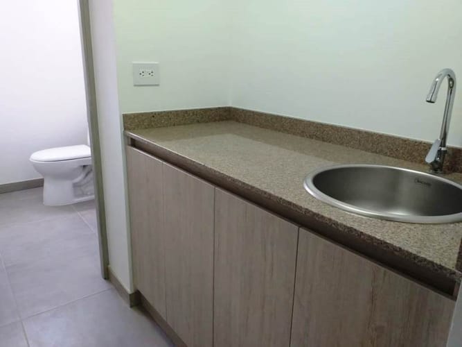 Oficina en arriendo en Alamos, Pereira, 48 m² · foto 6 de 8