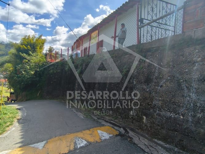 Casa de 4 alcobas en venta en Loma De La Doctora, Sabaneta, 612 m² · foto 12 de 15