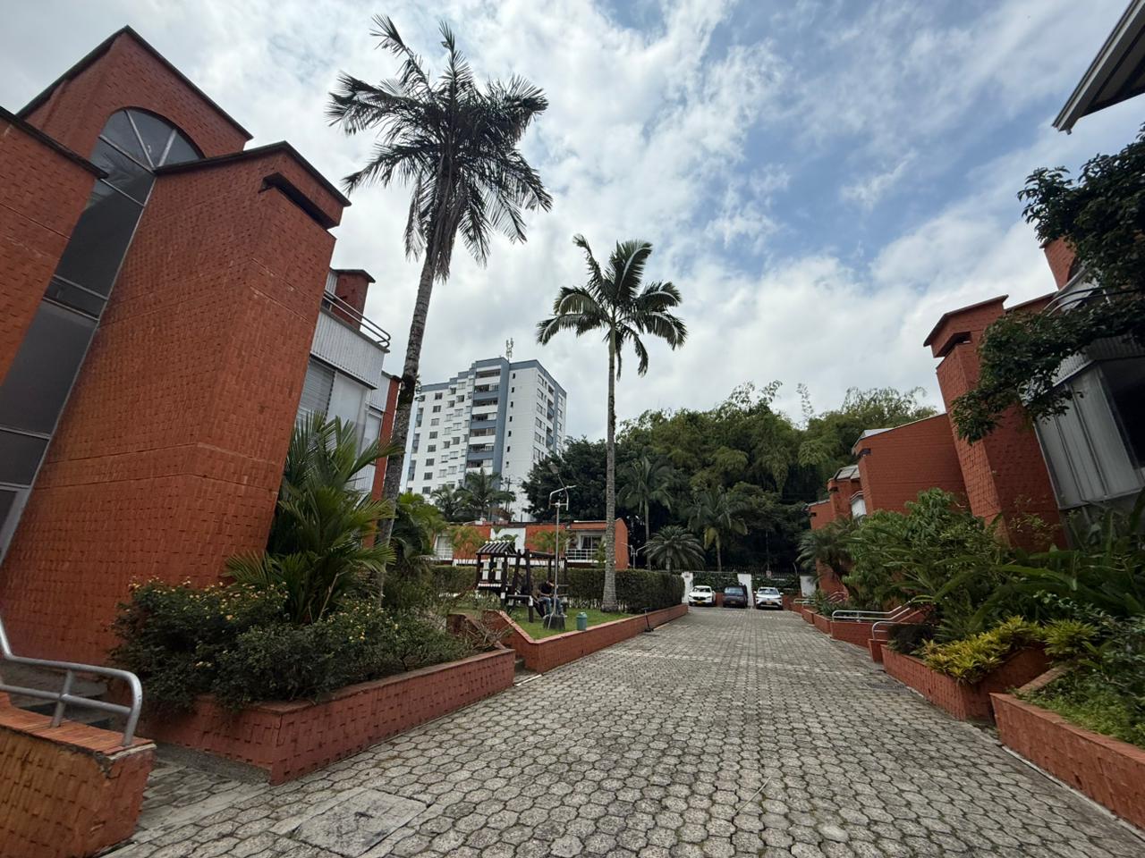 Casa en venta en Los Alamos, Pereira · foto 2 de 6