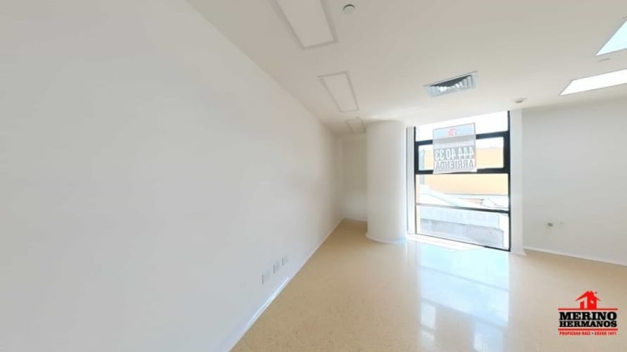 Consultorio en arriendo en El Poblado, Medellín, 32 m² · foto 3 de 15