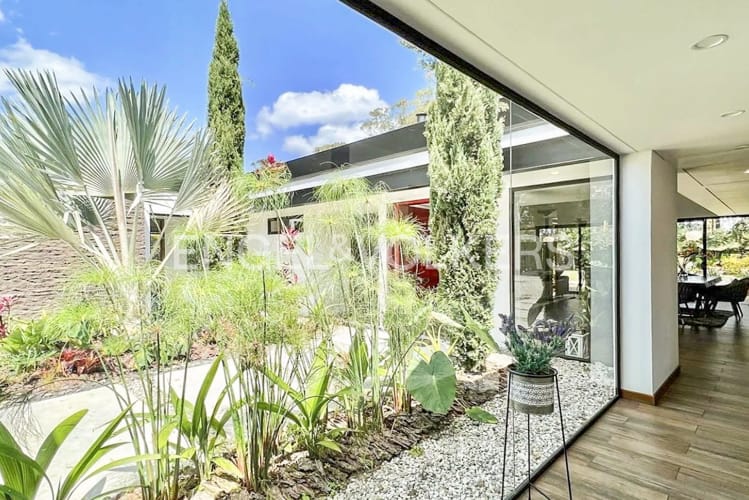 Casa de 5 alcobas en venta en Guayabito, Rionegro, 450 m² · foto 7 de 9