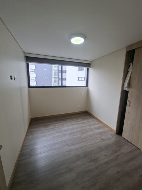 Apartamento de 3 alcobas en venta en Loma Del Indio, Medellín, 111 m² · foto 3 de 8