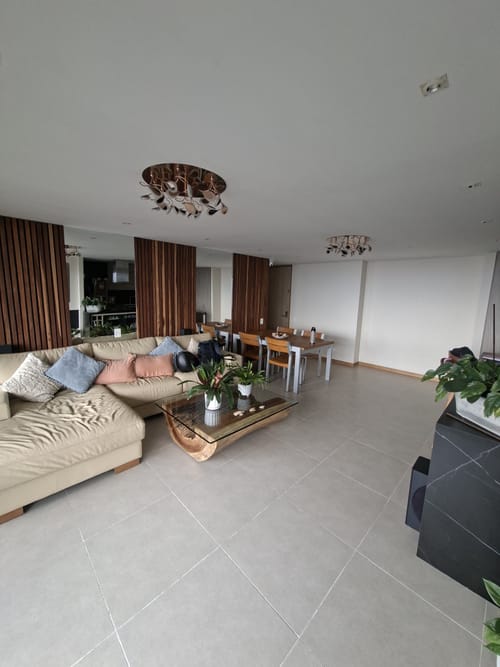 Apartamento de 3 alcobas en venta en Loma Del Indio, Medellín, 111 m² · foto 7 de 8