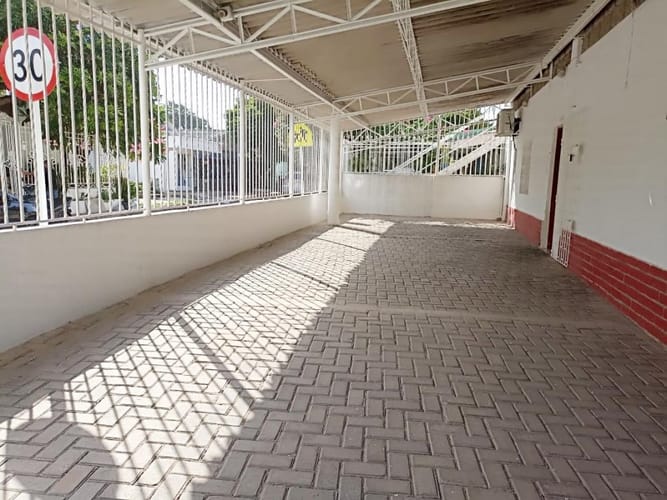 Bodega en venta en San Salvador, Barranquilla, 1240 m² · foto 10 de 24