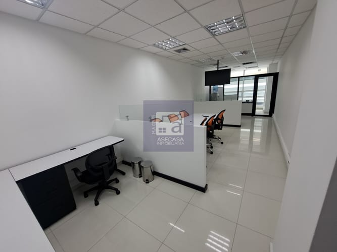 Oficina en arriendo en Cabecera Del Llano, Bucaramanga, 39 m² · foto 2 de 6