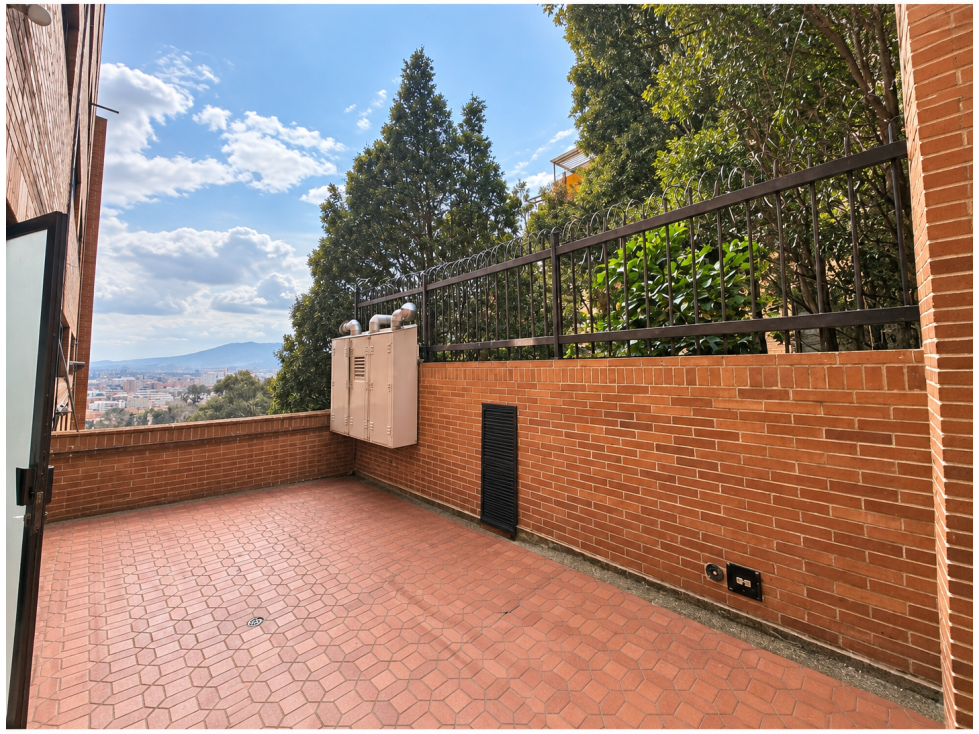 Apartamento en venta en El Refugio, Bogotá · foto 20 de 24